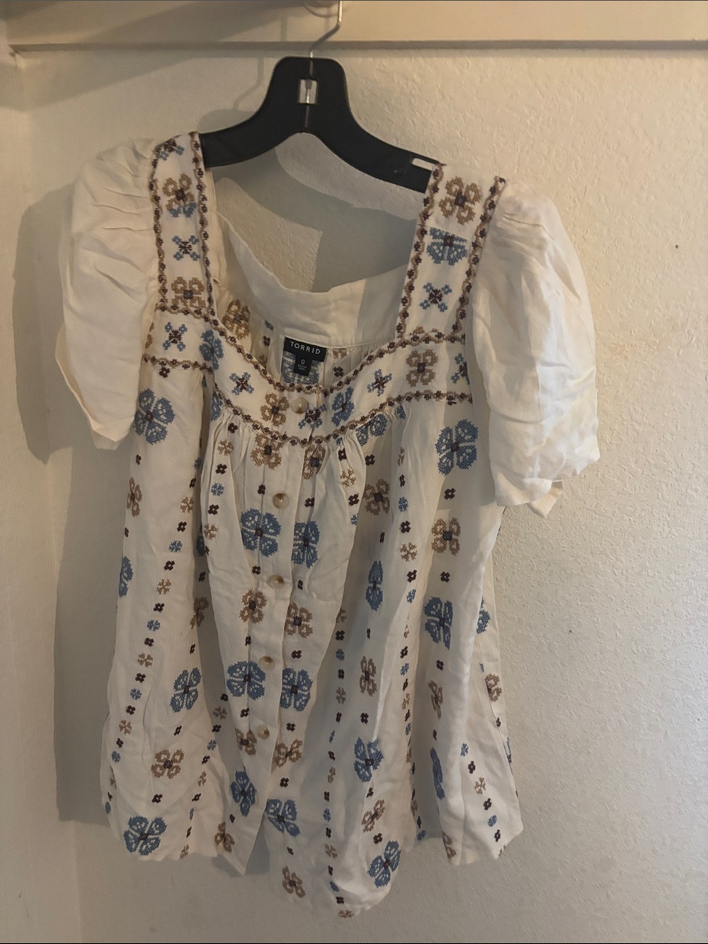 torrid White Peasant Top with Blue and Brown Floral Embroidery